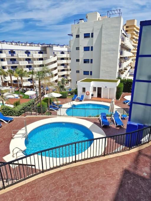 Апартаменты Acogedor Piso Con Terraza Y Parking! Бенальмадена Экстерьер фото
