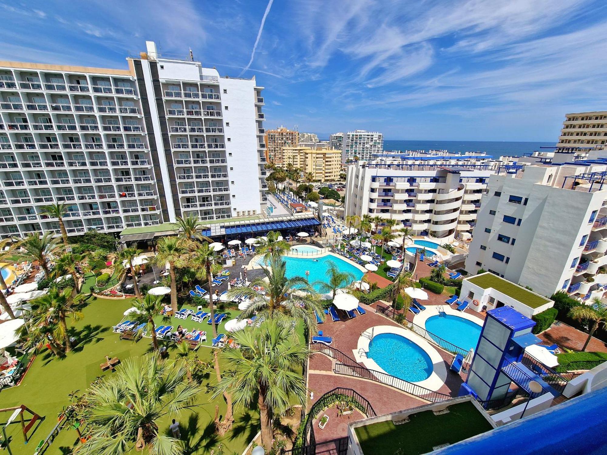 Апартаменты Acogedor Piso Con Terraza Y Parking! Бенальмадена Экстерьер фото